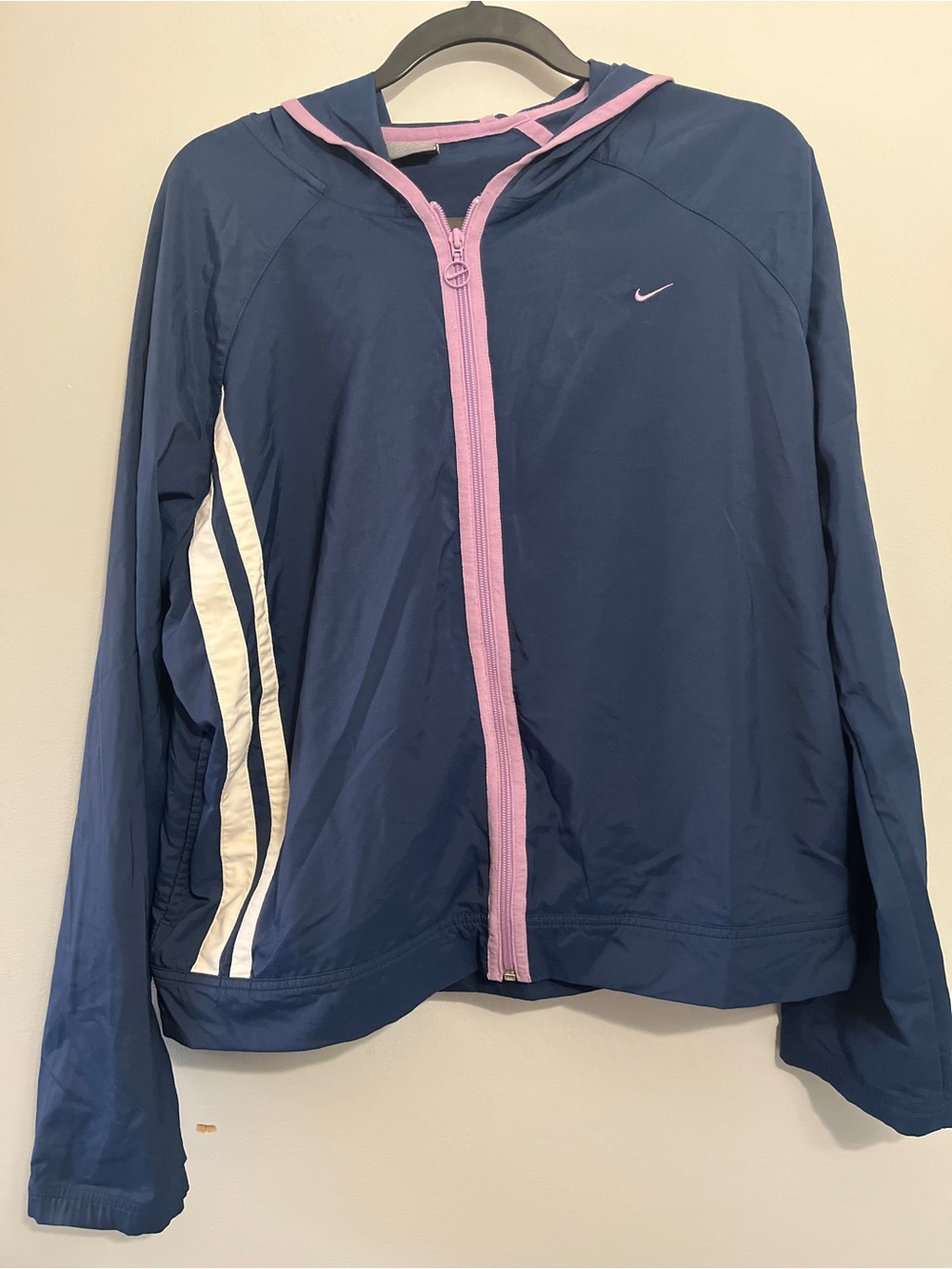 Vintage Nike Women's Navy Hooded Track Jacket with Pink Trim 2XL